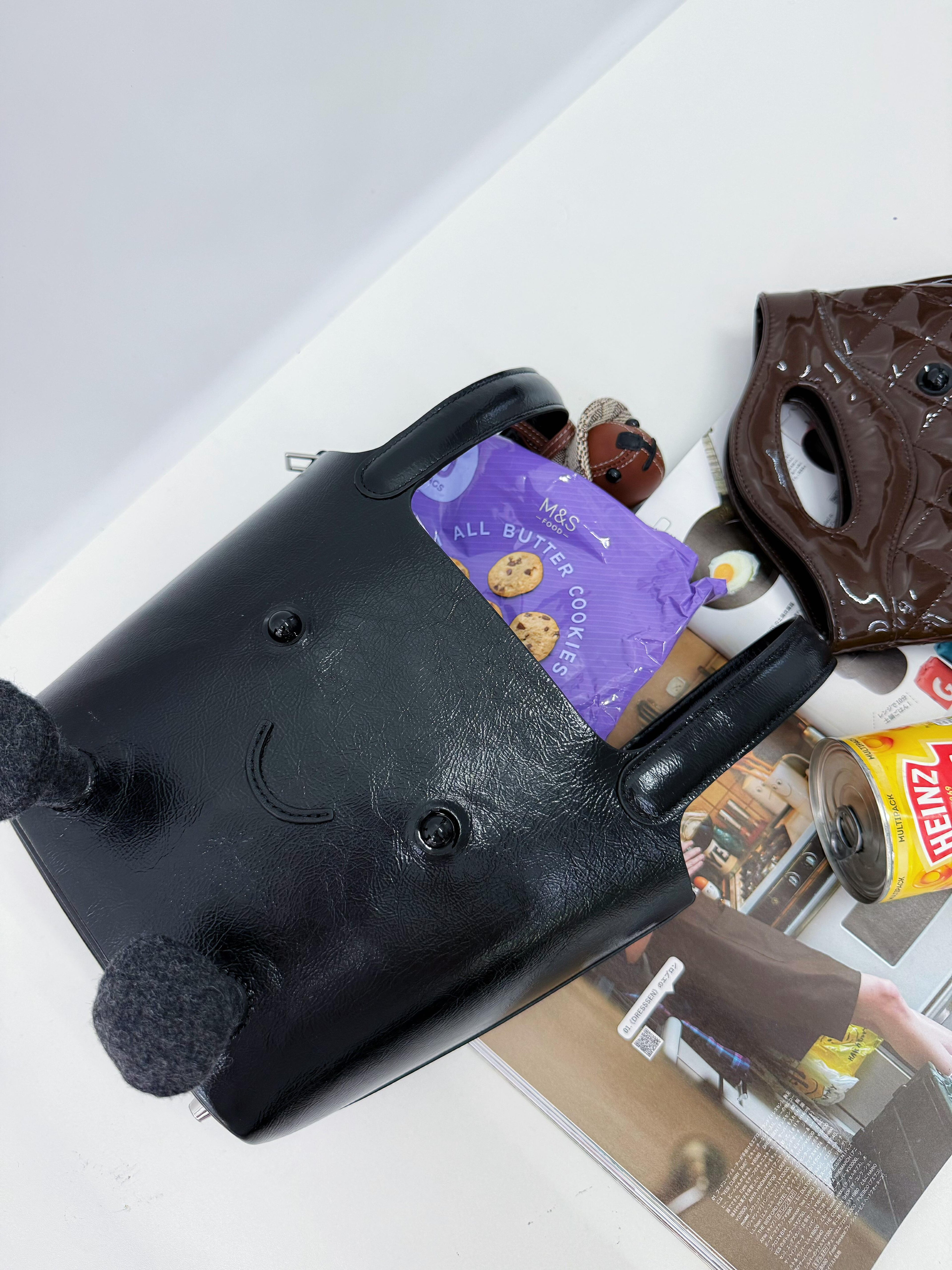 Jellykin Leather Bucket Bag - Detail 2