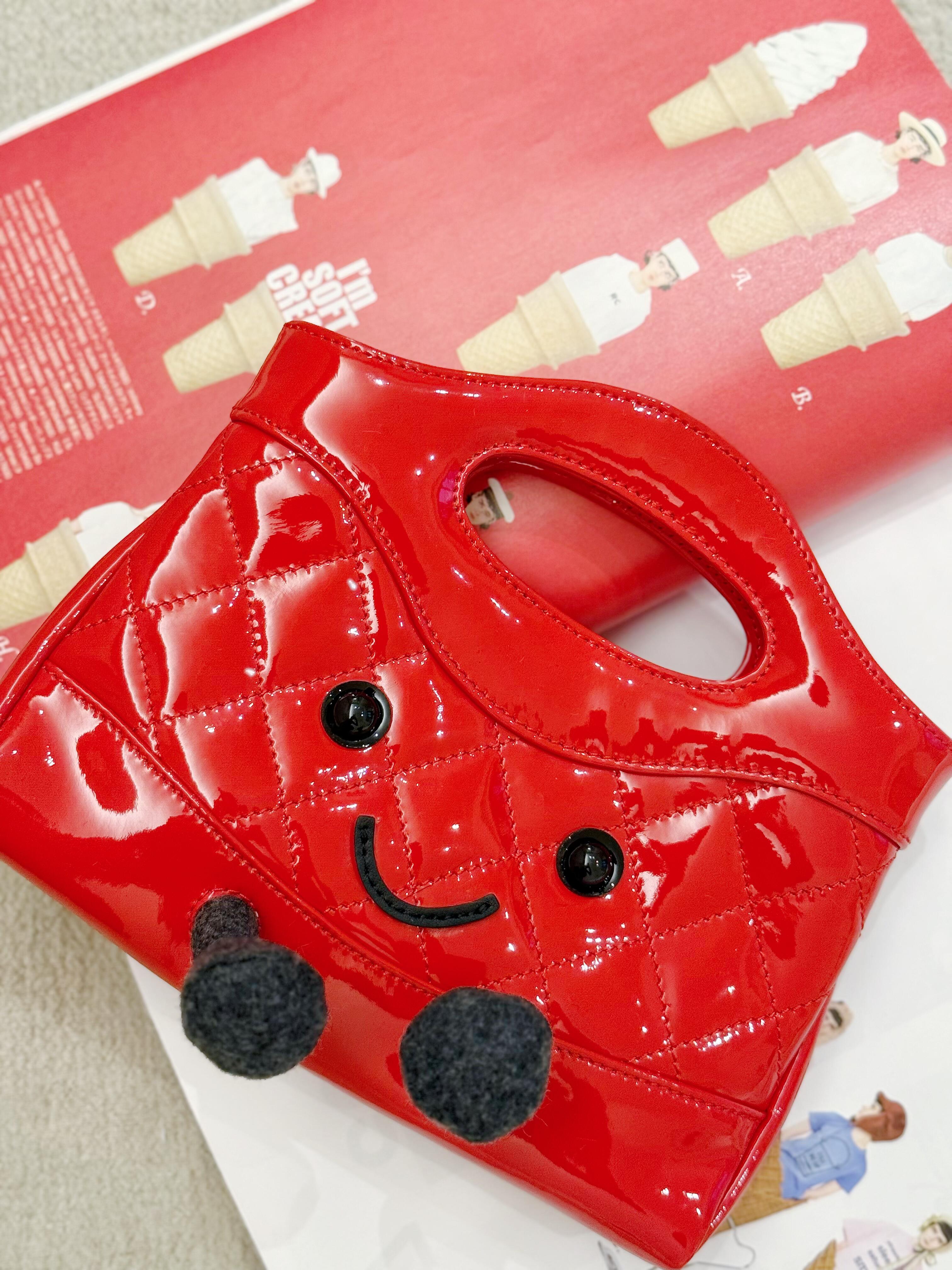 Jellykin Red Patent Leather Quilted Tote Bag - Detail 3